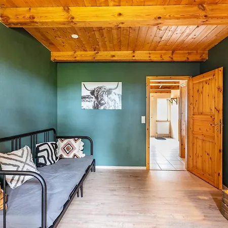 Ferienhaus Landleben Und Tetenbull